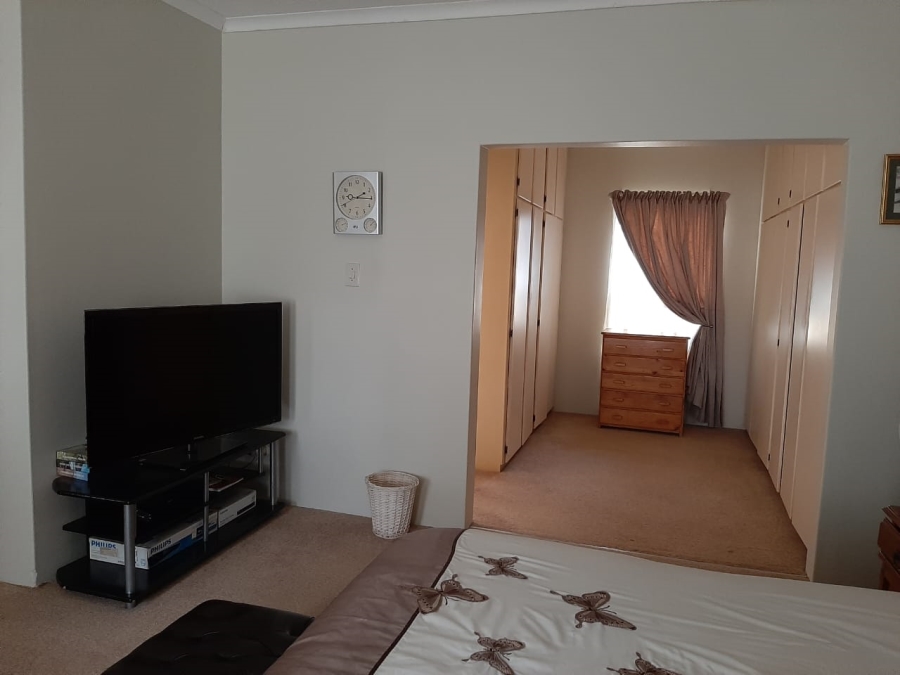 4 Bedroom Property for Sale in Christiana North West